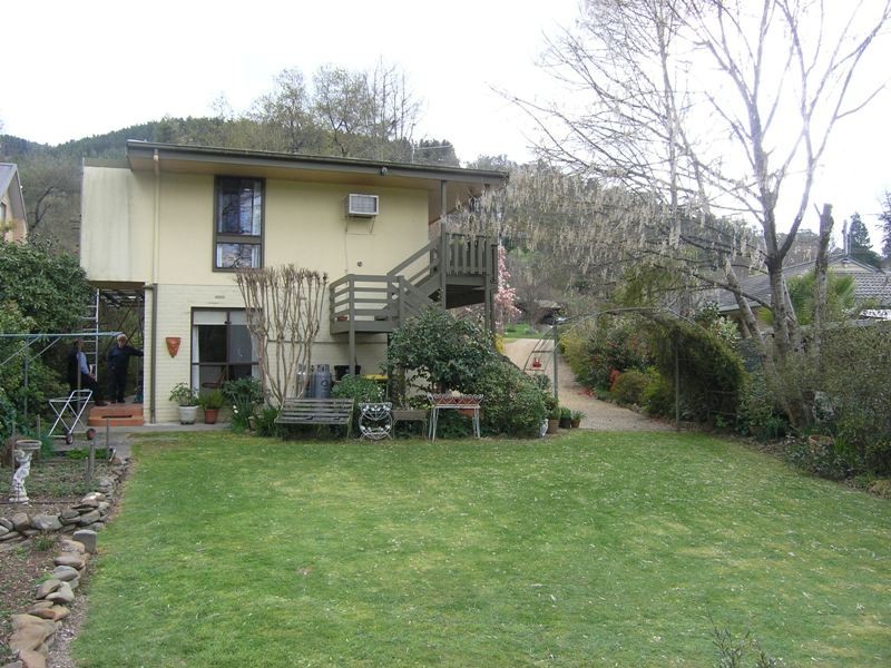 32 Bakers Gully Road, Bright VIC 3741