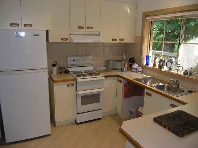 2/99-101 Delany Avenue, Bright VIC 3741