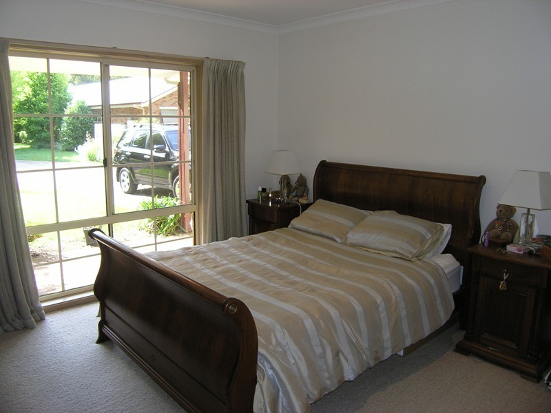 2/99-101 Delany Avenue, Bright VIC 3741