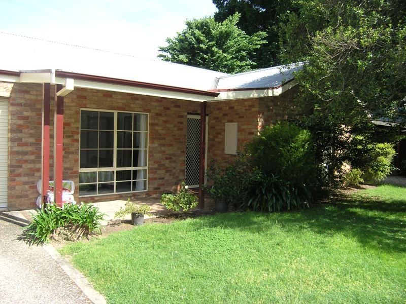 2/99-101 Delany Avenue, Bright VIC 3741