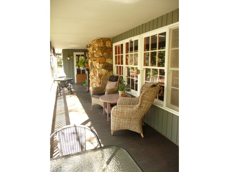 8 Tyntynder Lane, Bright VIC 3741