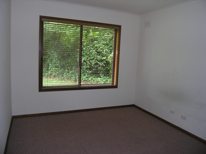 1/1a Wood St, Bright VIC 3741