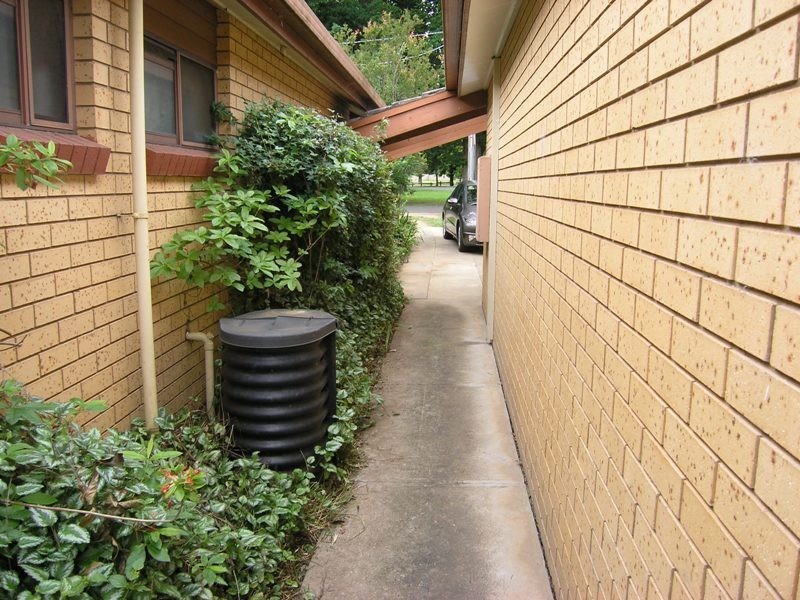 1/1a Wood St, Bright VIC 3741