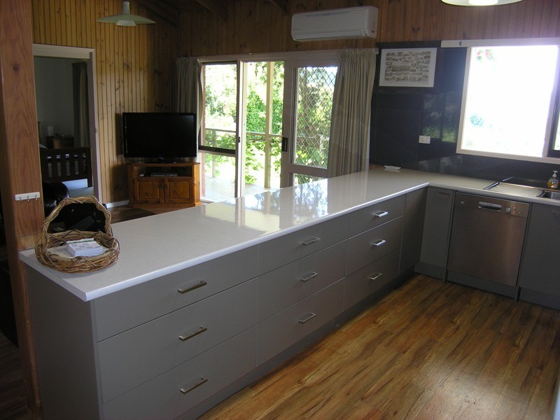 25 Walkers Lane, Bright VIC 3741