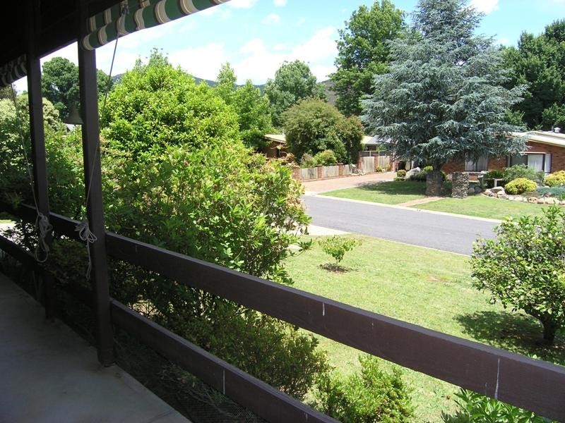 20 Alrima Court, Bright VIC 3741