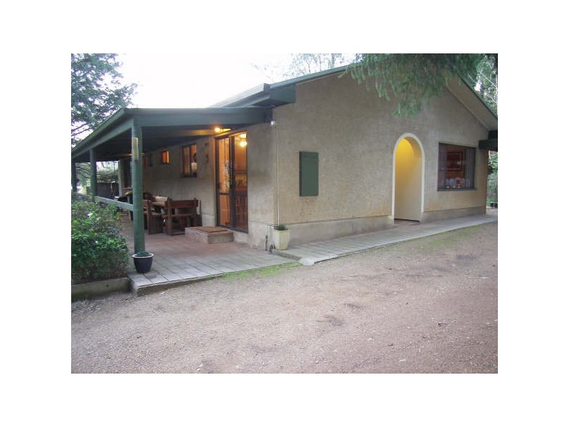 943 Great Alpine Road, Freeburgh VIC 3741