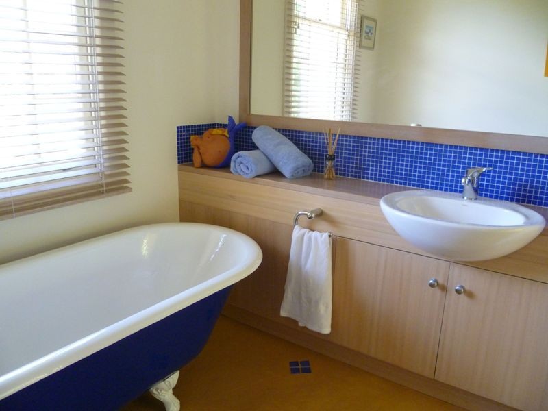 42 White Star Road, Wandiligong VIC 3744