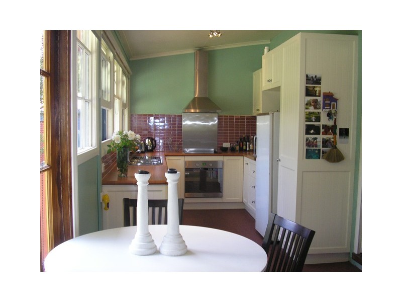 516 Morses Creek Road, Wandiligong VIC 3744