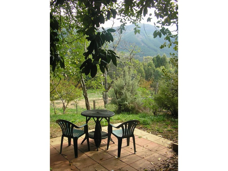 516 Morses Creek Road, Wandiligong VIC 3744