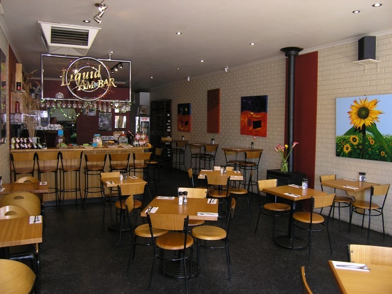 8 Anderson Street, Bright VIC 3741