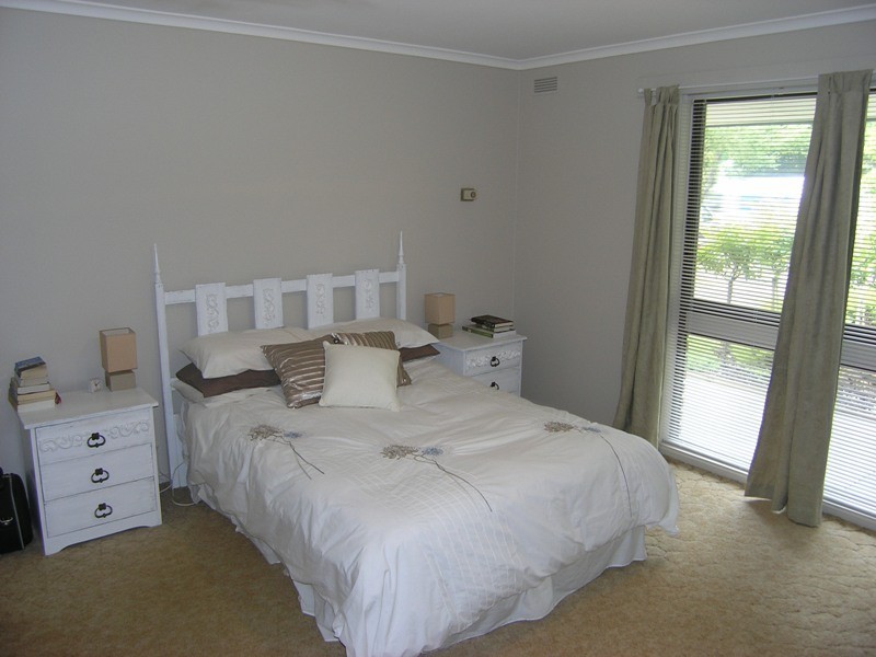 52 Gavan Street, Bright VIC 3741