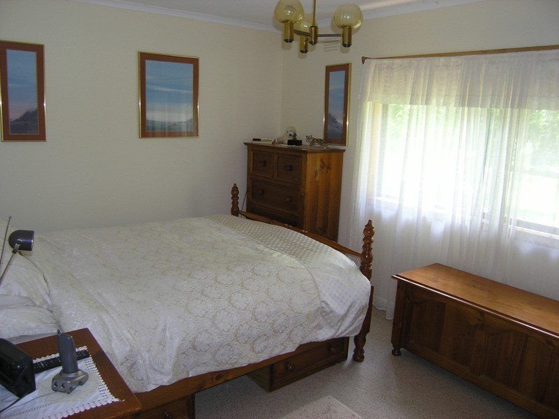 7257 Great Alpine Road, Bright VIC 3741