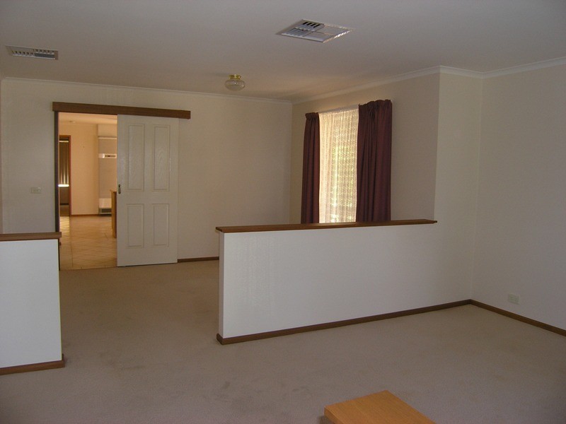 7 Lumley Drive, Bright VIC 3741