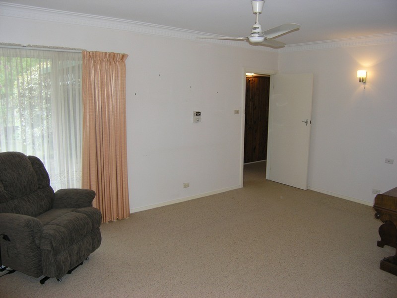 65 Delany Avenue, Bright VIC 3741