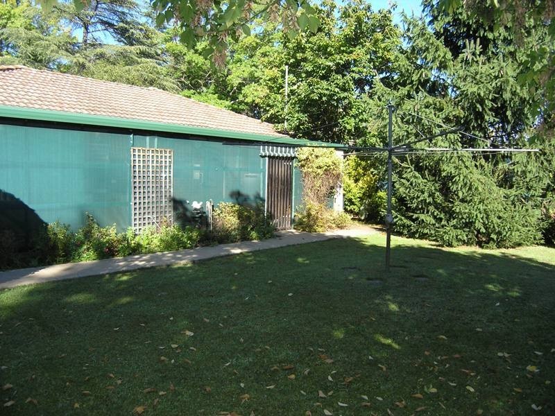 65 Delany Avenue, Bright VIC 3741