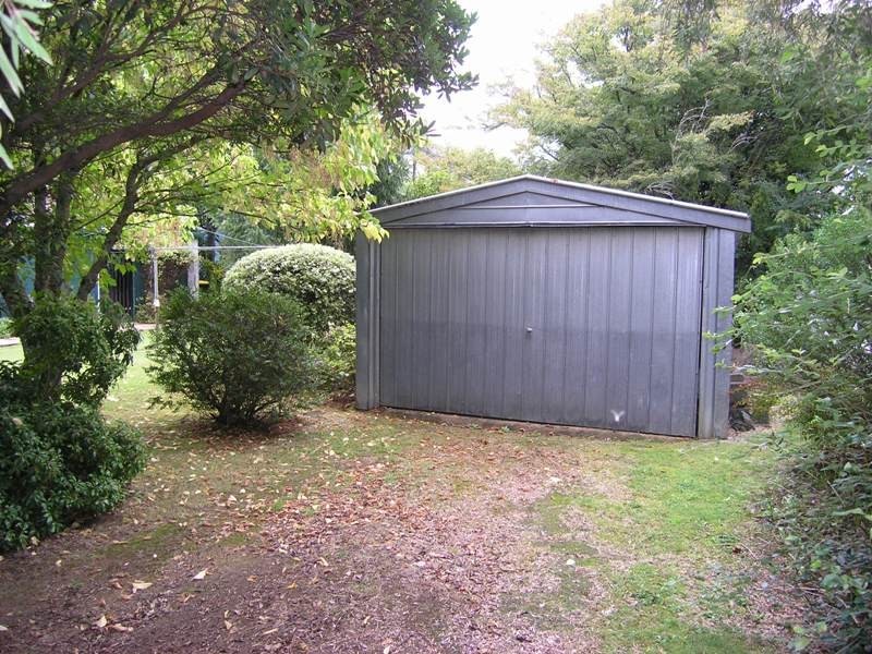 65 Delany Avenue, Bright VIC 3741