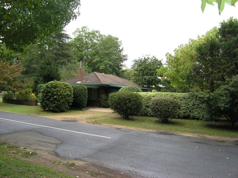 65 Delany Avenue, Bright VIC 3741