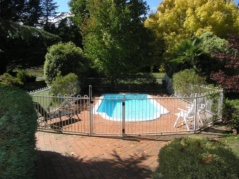 4/1-5 Racecourse Road, Bright VIC 3741