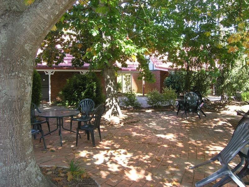 4/1-5 Racecourse Road, Bright VIC 3741