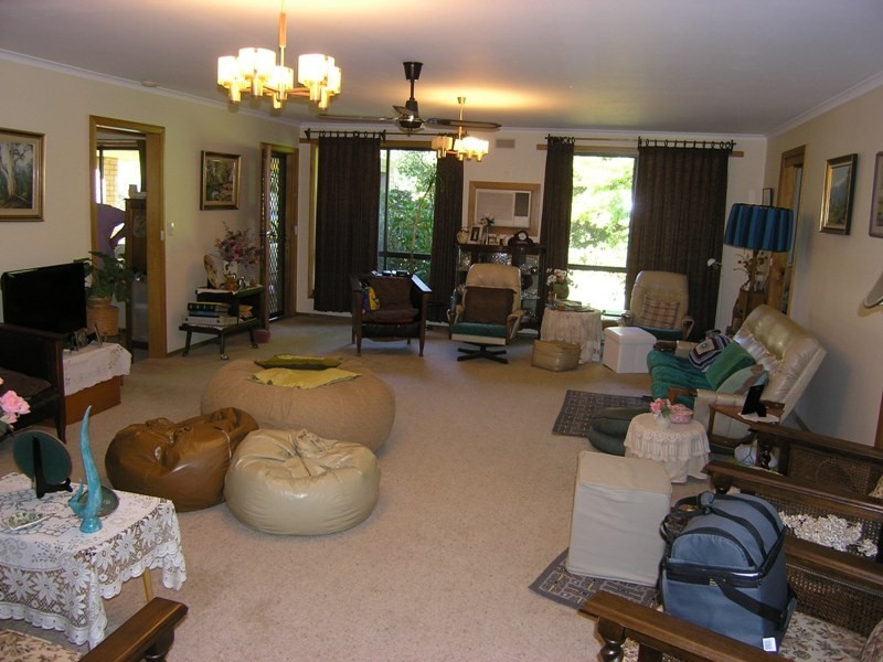 23 Hawthorn Lane, Bright VIC 3741