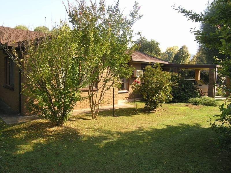 23 Hawthorn Lane, Bright VIC 3741