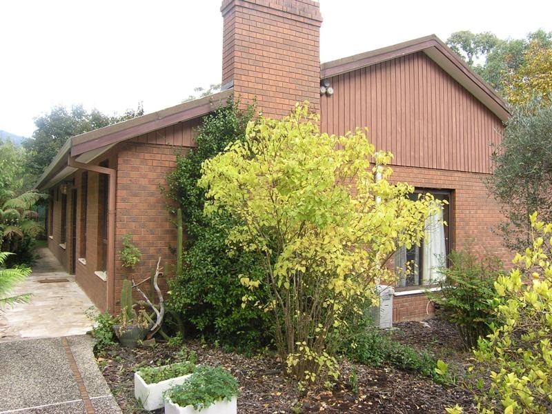 154 Churchill Avenue, Bright VIC 3741