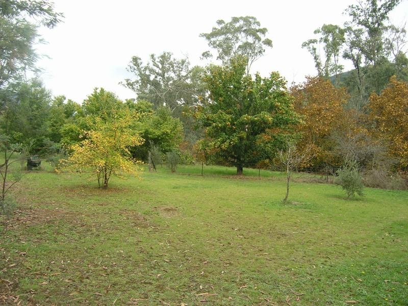 154 Churchill Avenue, Bright VIC 3741