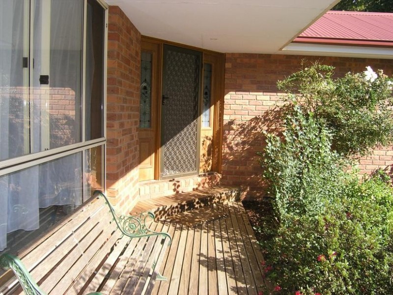 8 Mt Porepunkah Rd, Bright VIC 3741