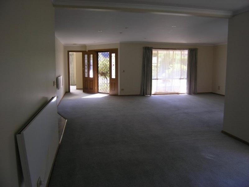 8 Mt Porepunkah Rd, Bright VIC 3741