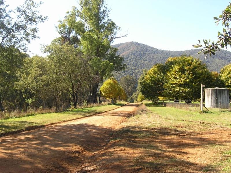 CA S3 Jagoes Gully Road, Wandiligong VIC 3744