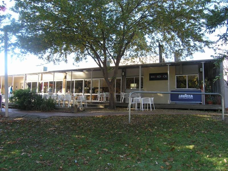 119 Gavan Street, Bright VIC 3741