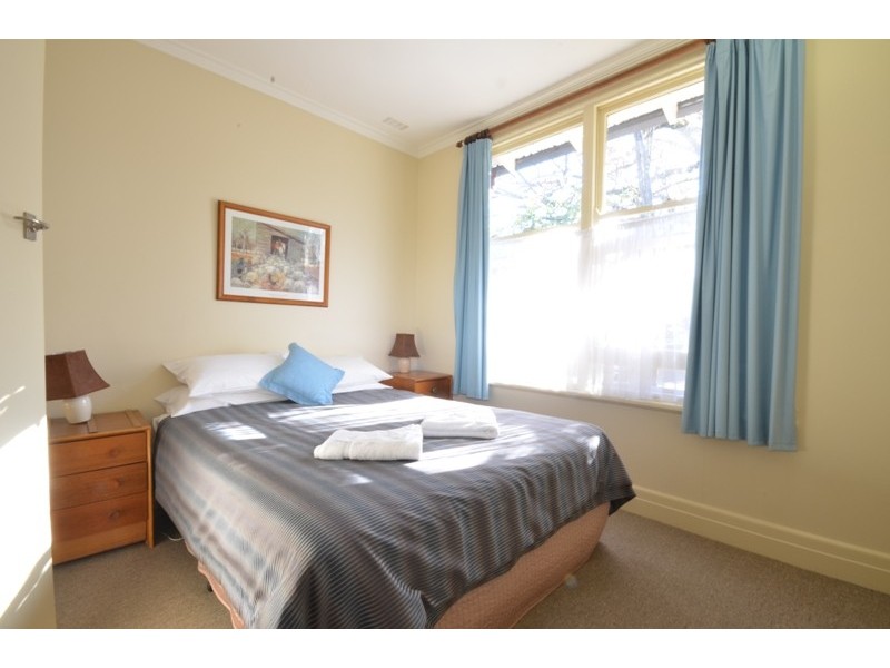 6 Wood Street, Bright VIC 3741