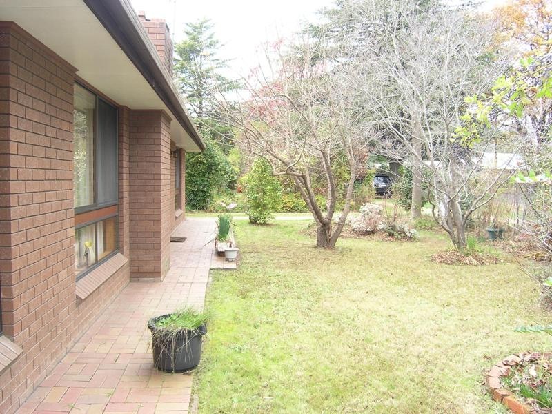 43 Delany Avenue, Bright VIC 3741