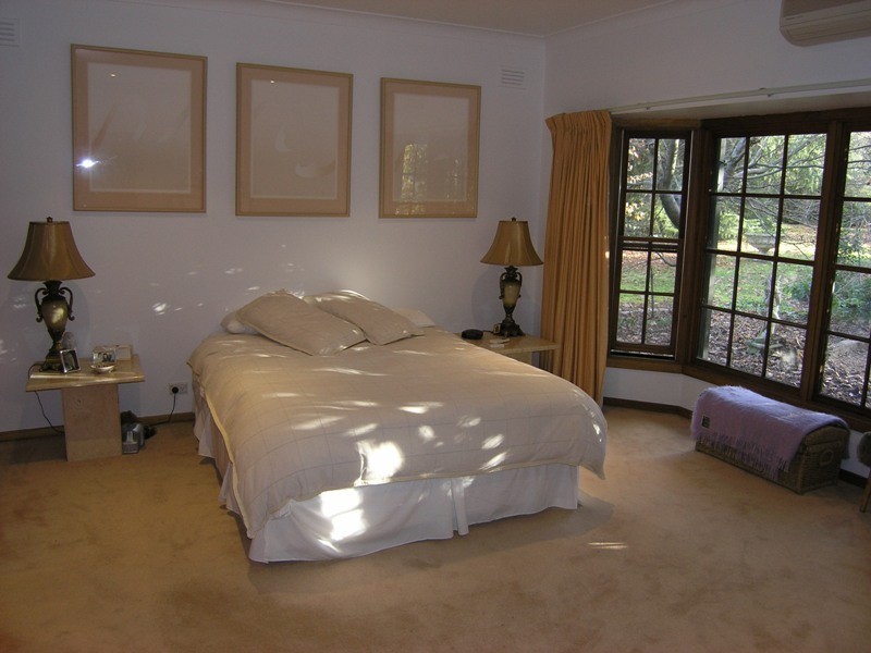 675 Morses Creek Road, Wandiligong VIC 3744