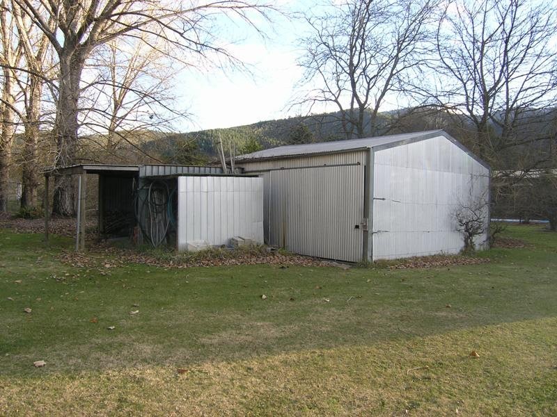 675 Morses Creek Road, Wandiligong VIC 3744