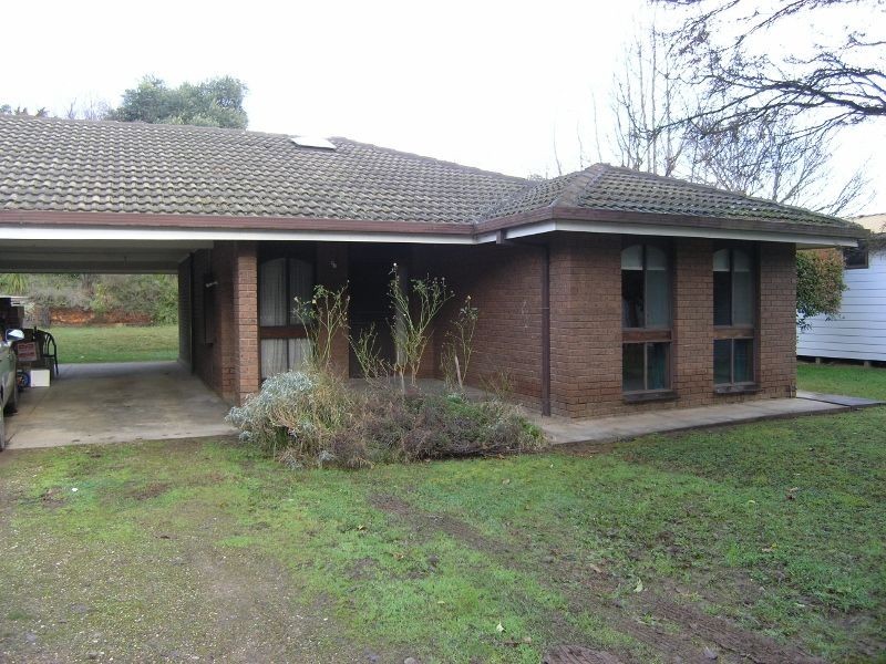 2/56 Cobden St, Bright VIC 3741