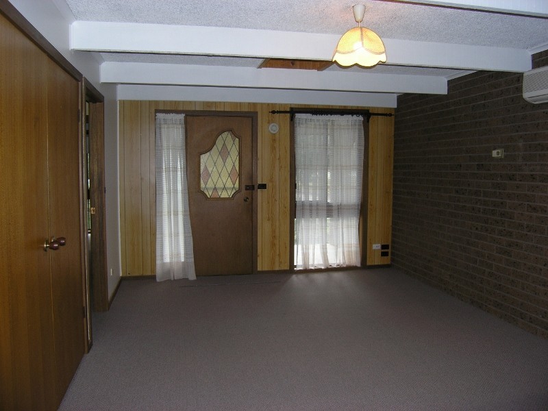 2/56 Cobden St, Bright VIC 3741