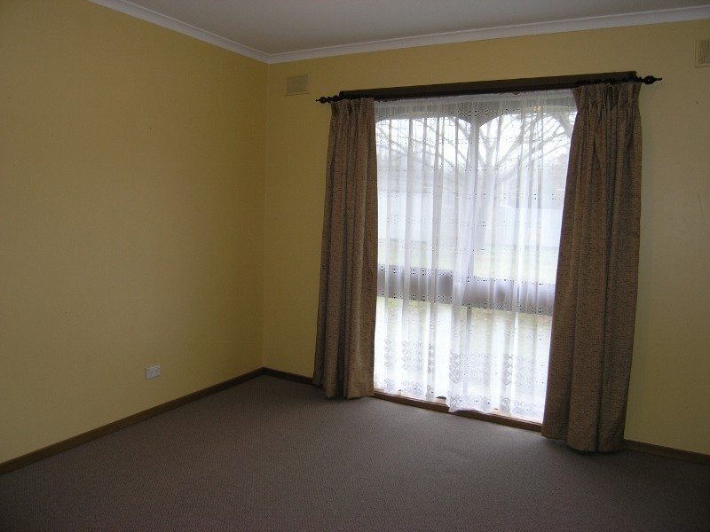 2/56 Cobden St, Bright VIC 3741