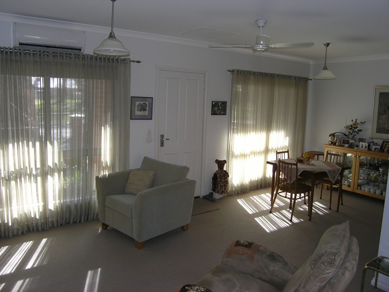 8 Mill Road, Bright VIC 3741