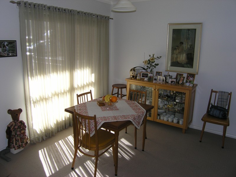 8 Mill Road, Bright VIC 3741