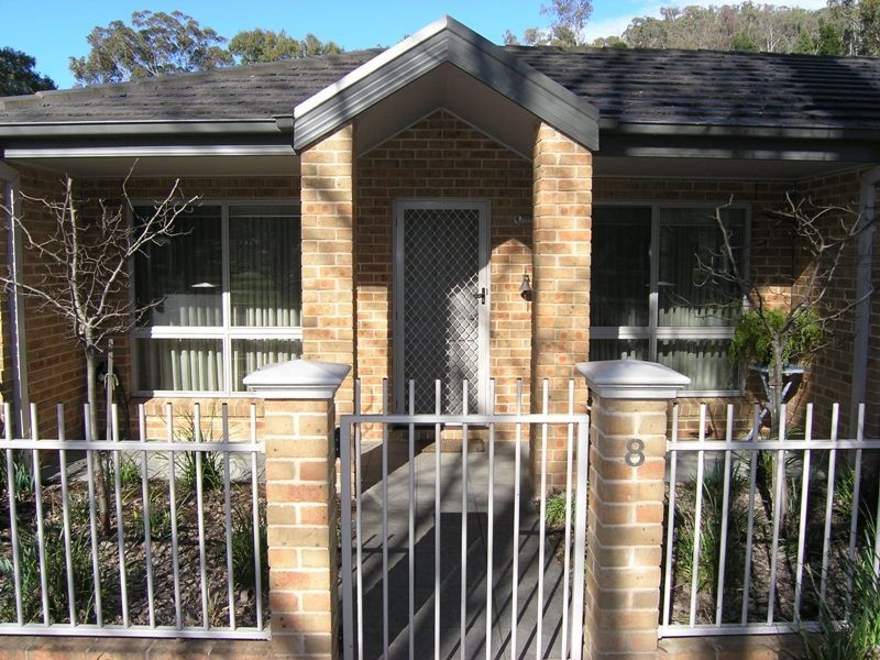 8 Mill Road, Bright VIC 3741