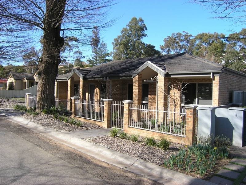 8 Mill Road, Bright VIC 3741