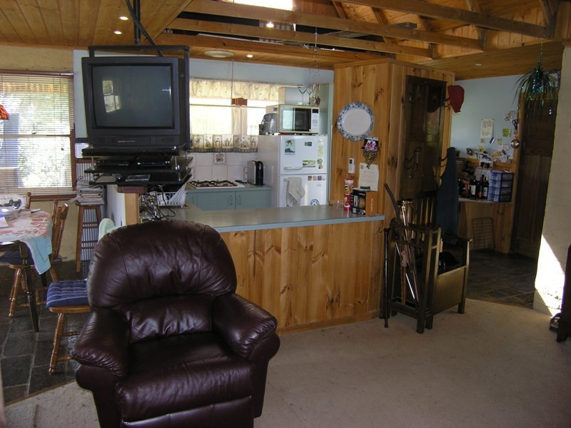 614 Morses Creek Road, Wandiligong VIC 3744