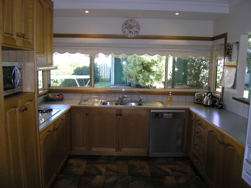 12A Park Street, Bright VIC 3741