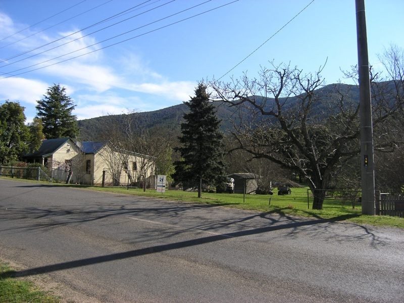 442 Morses Creek Road, Wandiligong VIC 3744