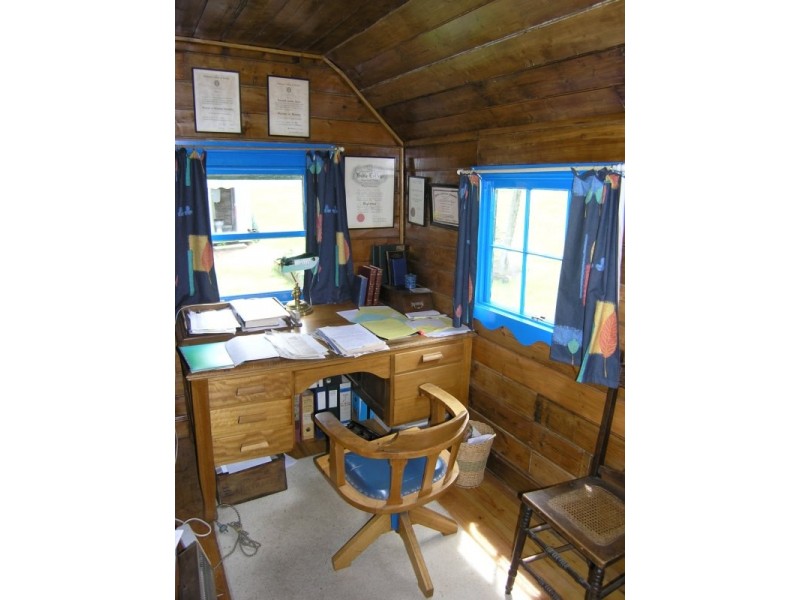 517 Morses Creek Road, Wandiligong VIC 3744