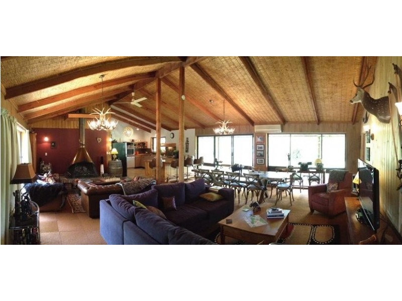 973 Great Alpine Road, Freeburgh VIC 3741