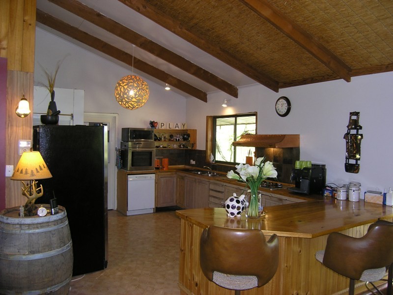 973 Great Alpine Road, Freeburgh VIC 3741