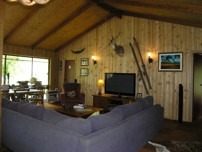 973 Great Alpine Road, Freeburgh VIC 3741