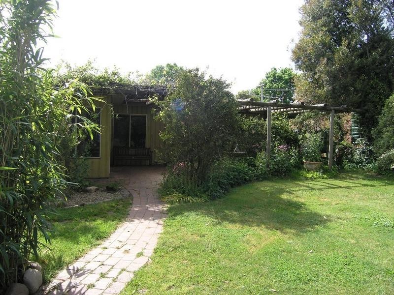 23 Wallace Dve, Buckland VIC 3740